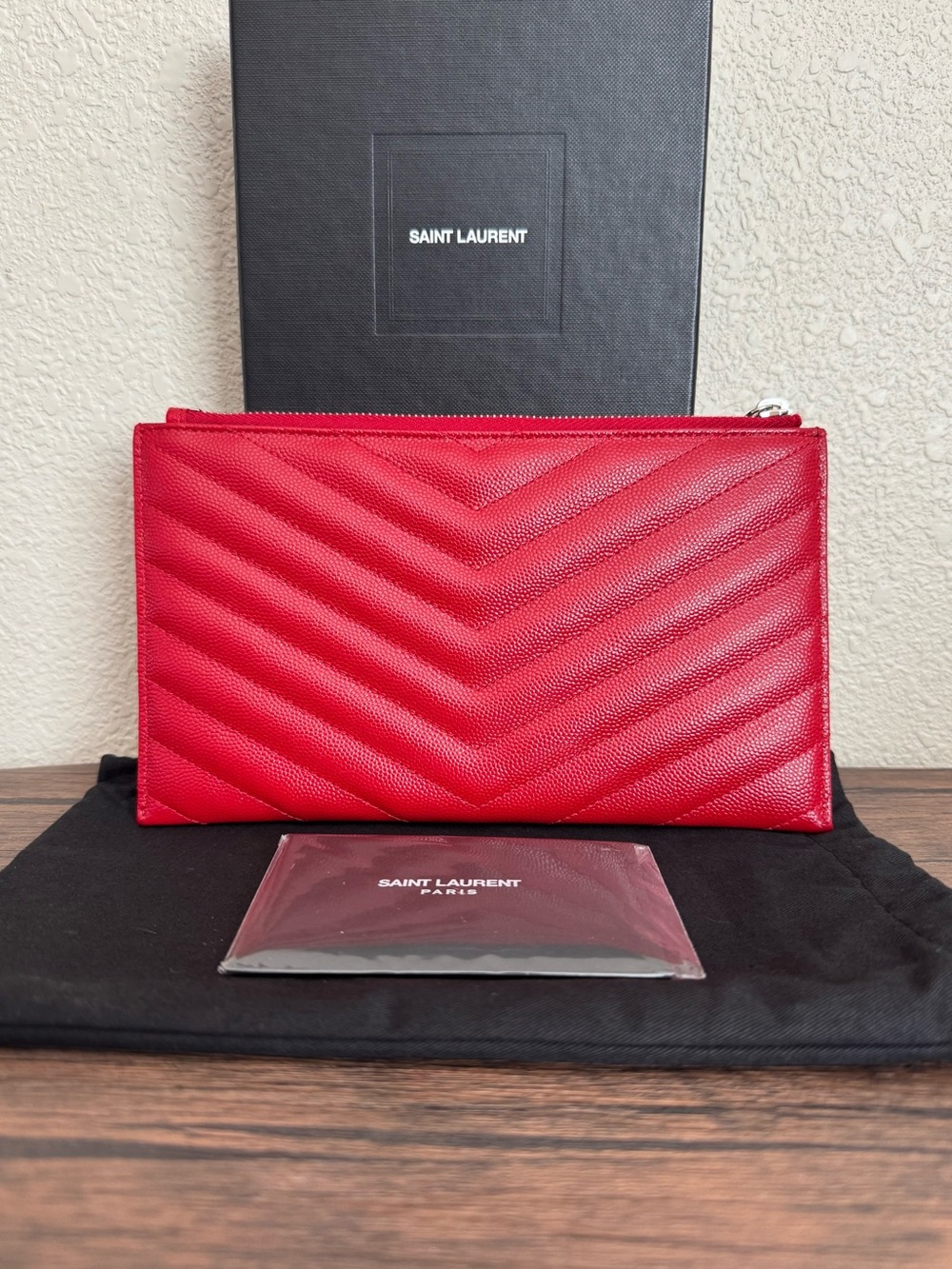 ❌SOLD❌NEW SAINT LAURENT Monogramme Grain De Poudre Chevron Quilted Clutch - Picture 4 of 7
